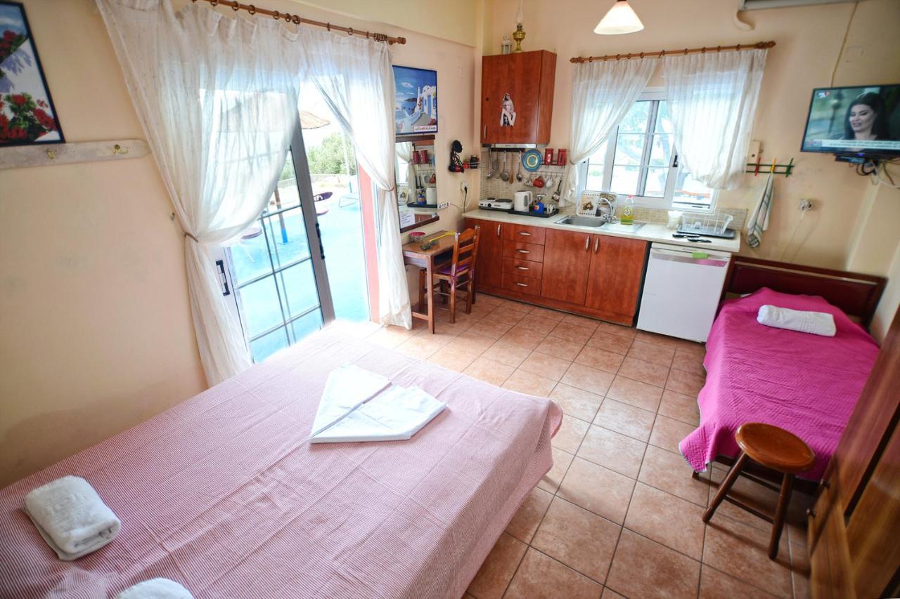 Ikaria Studios Manganítis Exteriör bild